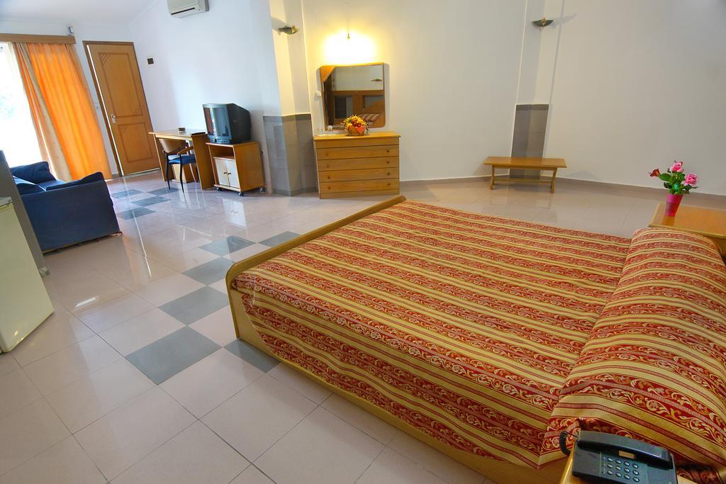 Ilyssion Hotel Lardos Chambre photo