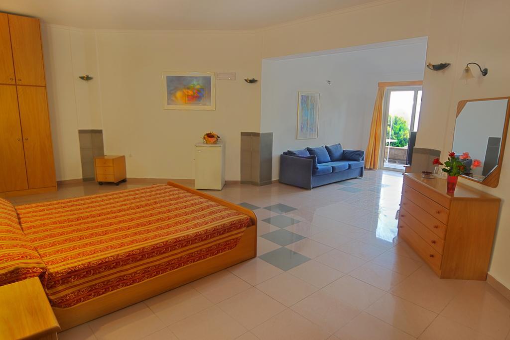 Ilyssion Hotel Lardos Chambre photo
