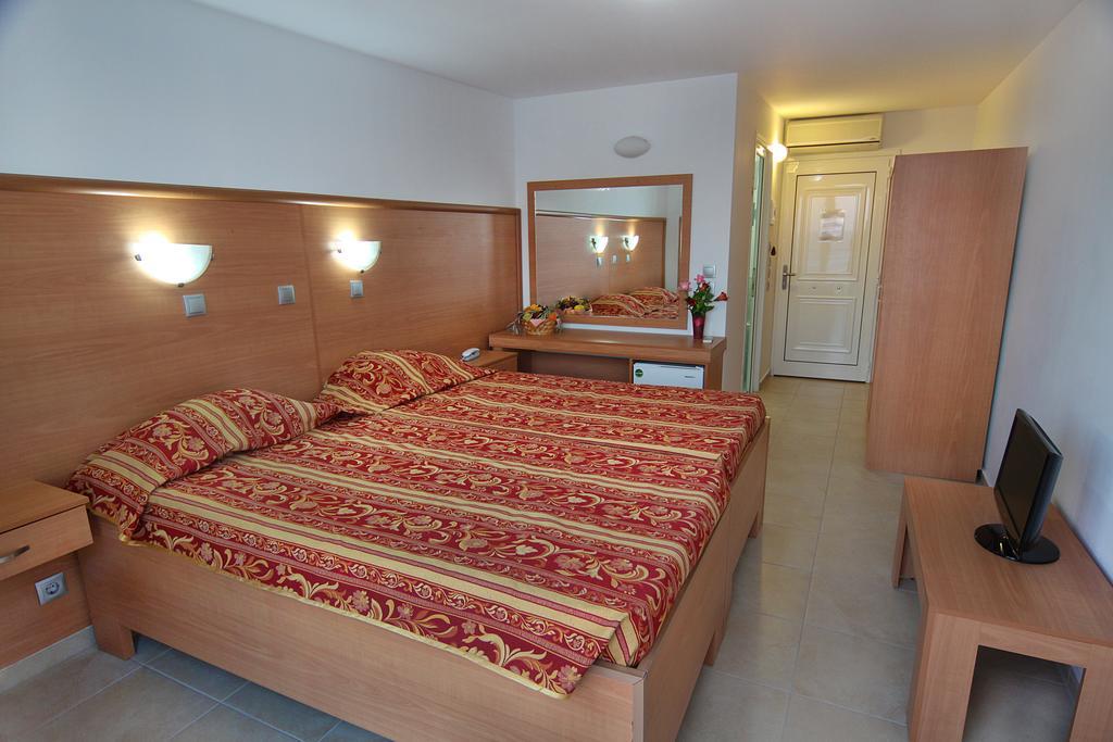 Ilyssion Hotel Lardos Chambre photo