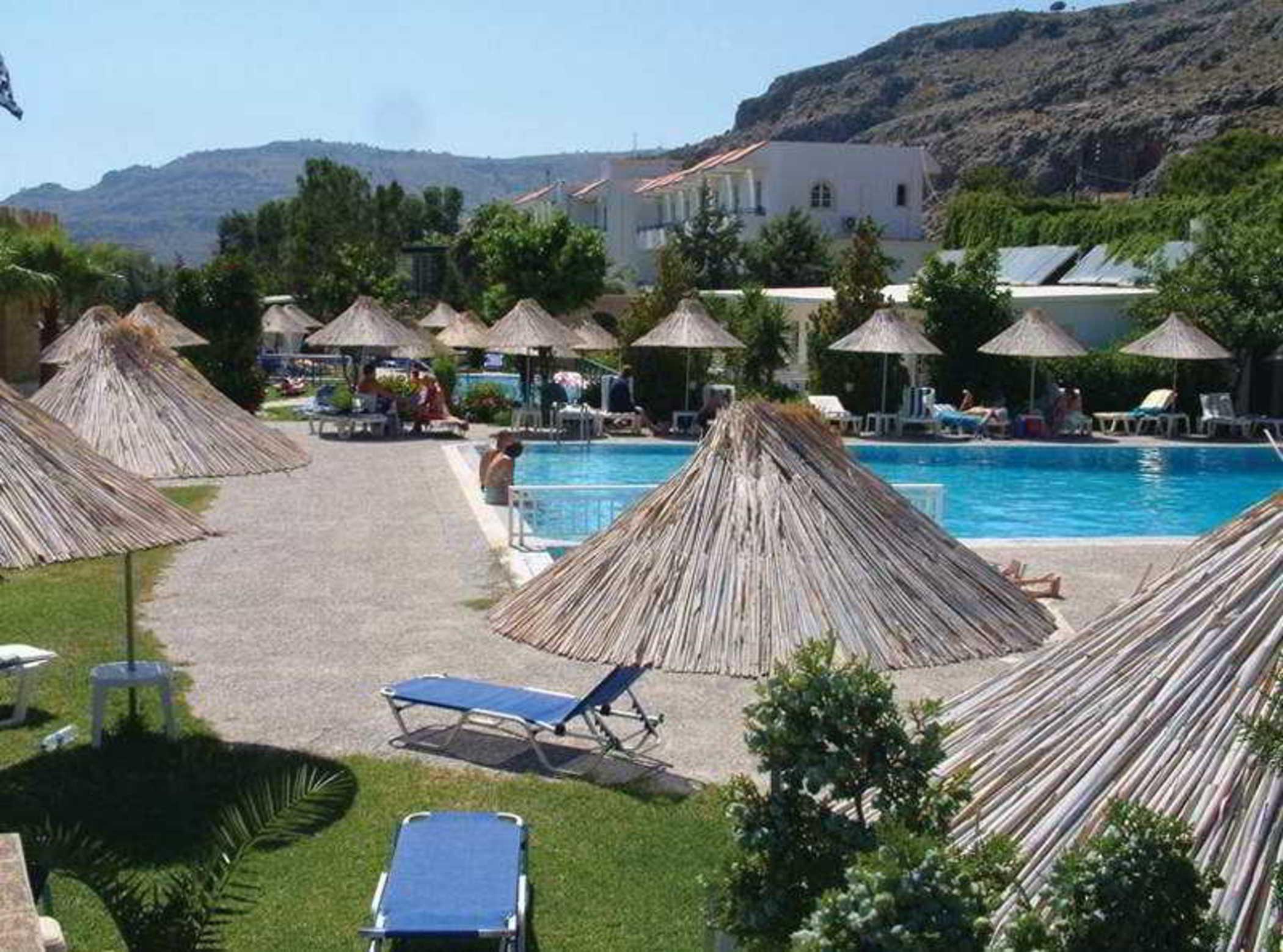 Ilyssion Hotel Lardos Extérieur photo