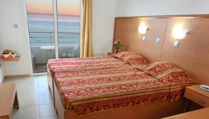 Ilyssion Hotel Lardos Extérieur photo