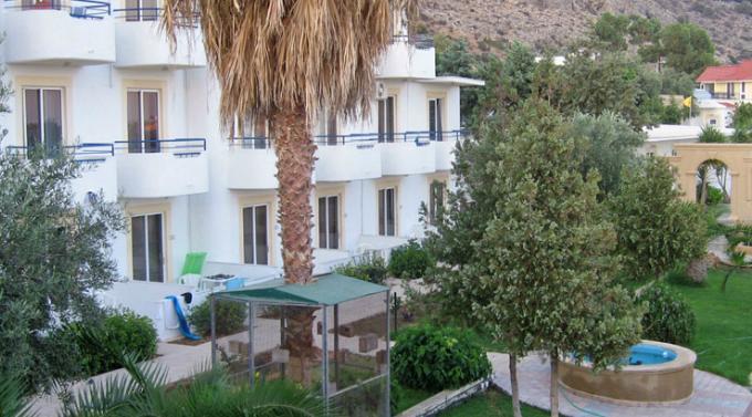 Ilyssion Hotel Lardos Extérieur photo